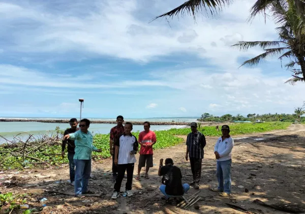 Yoyon Sujana Hibahkan Tanah untuk Jalan Umum ke Pantai Muara Dua