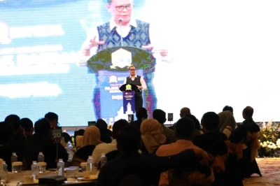 Tantang Investor Lapor Langsung ke WhatsApp, Wali Kota Serang Umumkan Kabar Besar di Malam Anugerah Pajak 2025