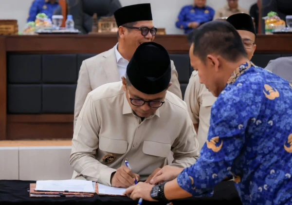 Pendapatan Banten Turun Rp363,91 Miliar, Belanja Dipangkas Rp414,74 Miliar