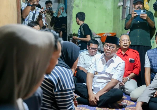 Jenazah Surakman Teridentifikasi, Gubernur Andra Soni Takziah ke Rumah Duka