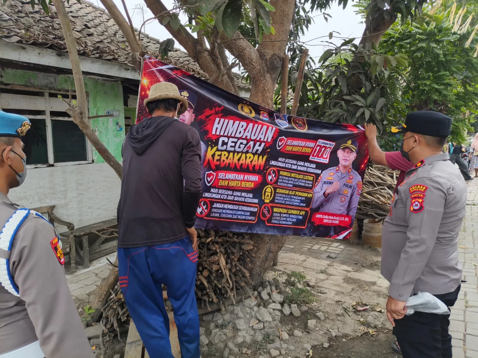 Polsek Cikande Tak Henti Ingatkan Warga, Cegah Kebakaran Sebelum Api Berkobar