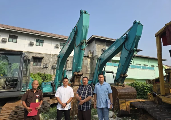 Gali Tanah Urug Tanpa Izin, Dua Pria di Kronjo Diciduk Polda Banten