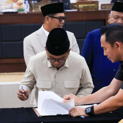 DPRD Setujui APBD Perubahan 2026, Andra Soni Fokus Kejar Target RPJMD