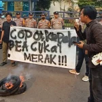 Bongkar Sampai Akar! Mahasiswa Soroti 52 Juta Batang Rokok Ilegal di Merak
