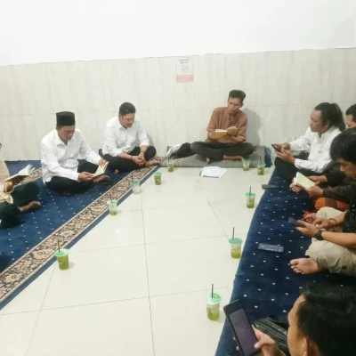 Perkuat Silaturahmi, PN Jakarta Timur dan Pokja PWI Gelar Pengajian serta Tahlil