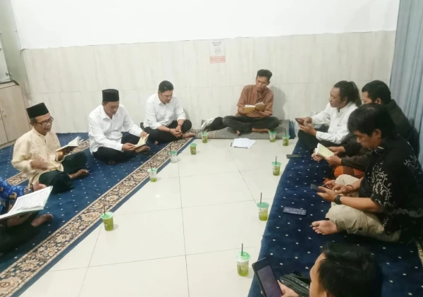 Perkuat Silaturahmi, PN Jakarta Timur dan Pokja PWI Gelar Pengajian serta Tahlil
