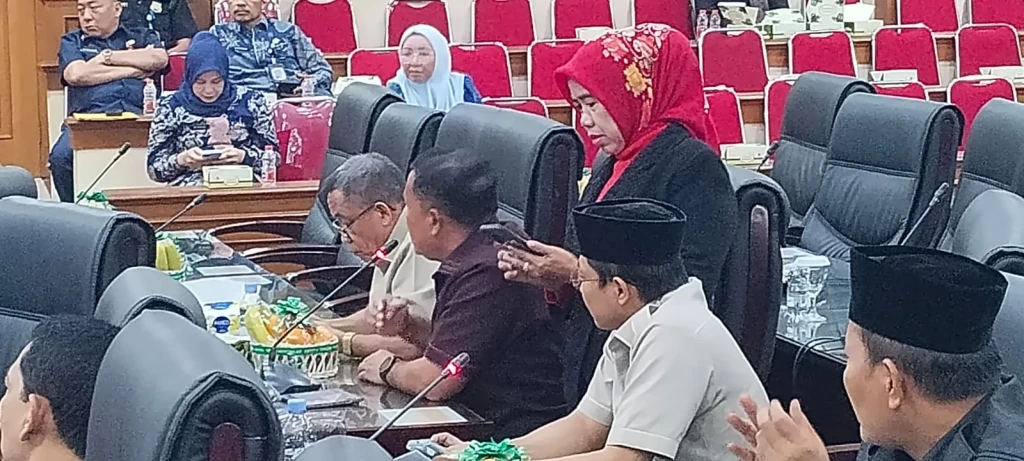 Soroti Tatib dan Kuorum, Tiga Anggota Fraksi PDI-P Tinggalkan Paripurna DPRD Serang