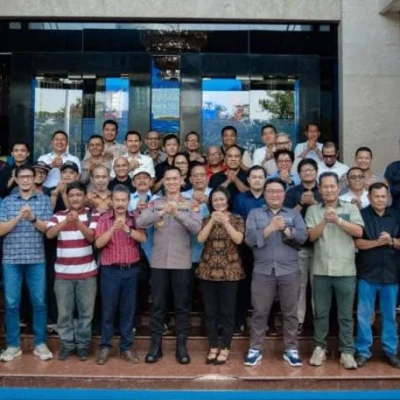 Terbuka terhadap Kritik, Kapolda Metro Jaya Sediakan Saluran Pengaduan WhatsApp
