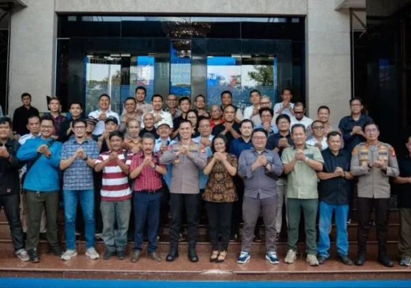 Terbuka terhadap Kritik, Kapolda Metro Jaya Sediakan Saluran Pengaduan WhatsApp