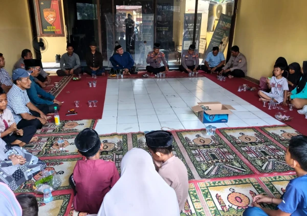 Sentuhan Humanis Polsek Kragilan, 25 Anak Yatim Terima Santunan dan Sembako