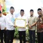 Andra Soni Raih Penghargaan Al Khairiyah, Dorong Mengaji Jadi Muatan Lokal