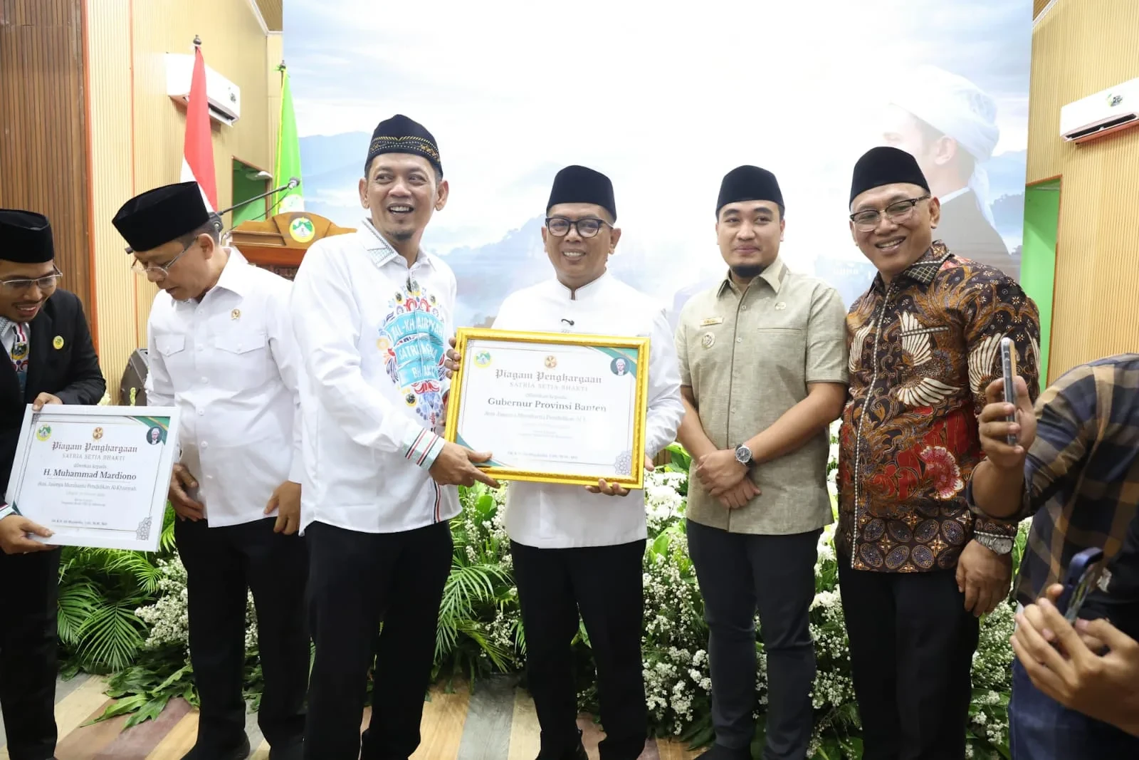 Andra Soni Raih Penghargaan Al Khairiyah, Dorong Mengaji Jadi Muatan Lokal