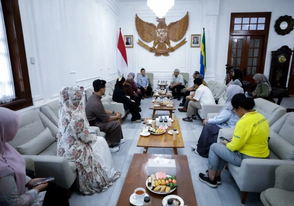 Dari Budaya hingga Kuliner, Farhan Kenalkan Daya Tarik Bandung kepada Delegasi Thailand