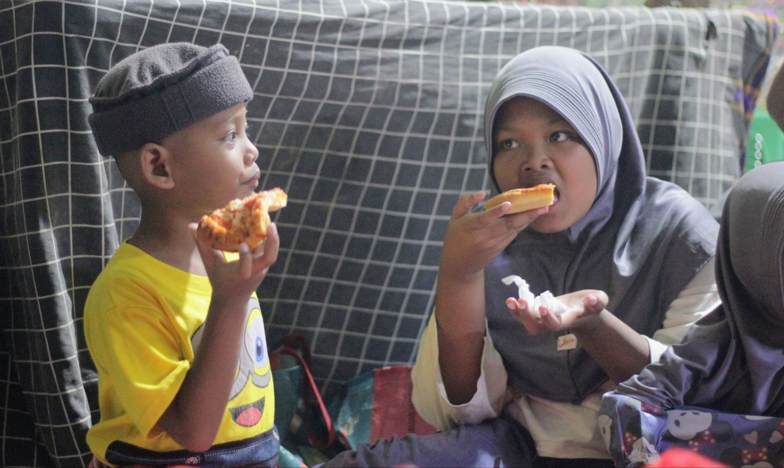 Kelompok Penyanyi Jalanan Rangkasbitung: Pengajian Rutin dan Dukungan Positif untuk Anak
