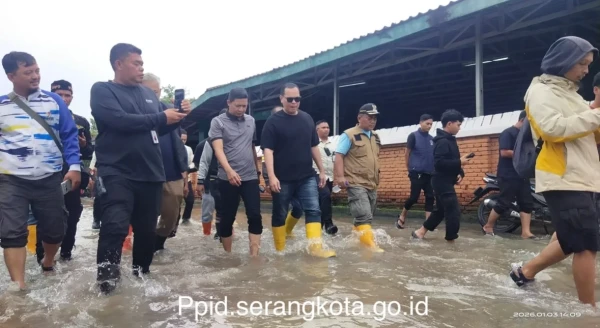 Meski Belum Fit, Budi Rustandi Turun ke Banten Lama: Sungai 15 Meter Kini Tinggal 1 Meter, Banjir Jadi Alarm Bahaya