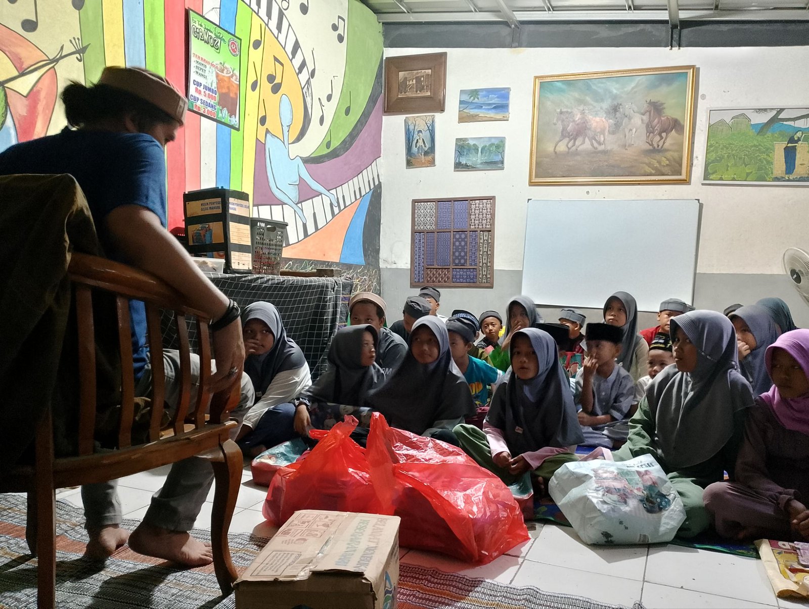 Kelompok Penyanyi Jalanan Rangkasbitung: Pengajian Rutin dan Dukungan Positif untuk Anak