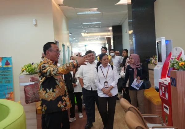 Optimalkan Pengelolaan TPSA Bagendung, Setneg Wapres dan Kemenko Marves Kunjungi Cilegon