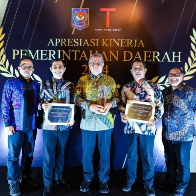 Pemkot Tangsel Raih Dua Penghargaan Bergengsi dari Kemendagri dan Tempo Media Group