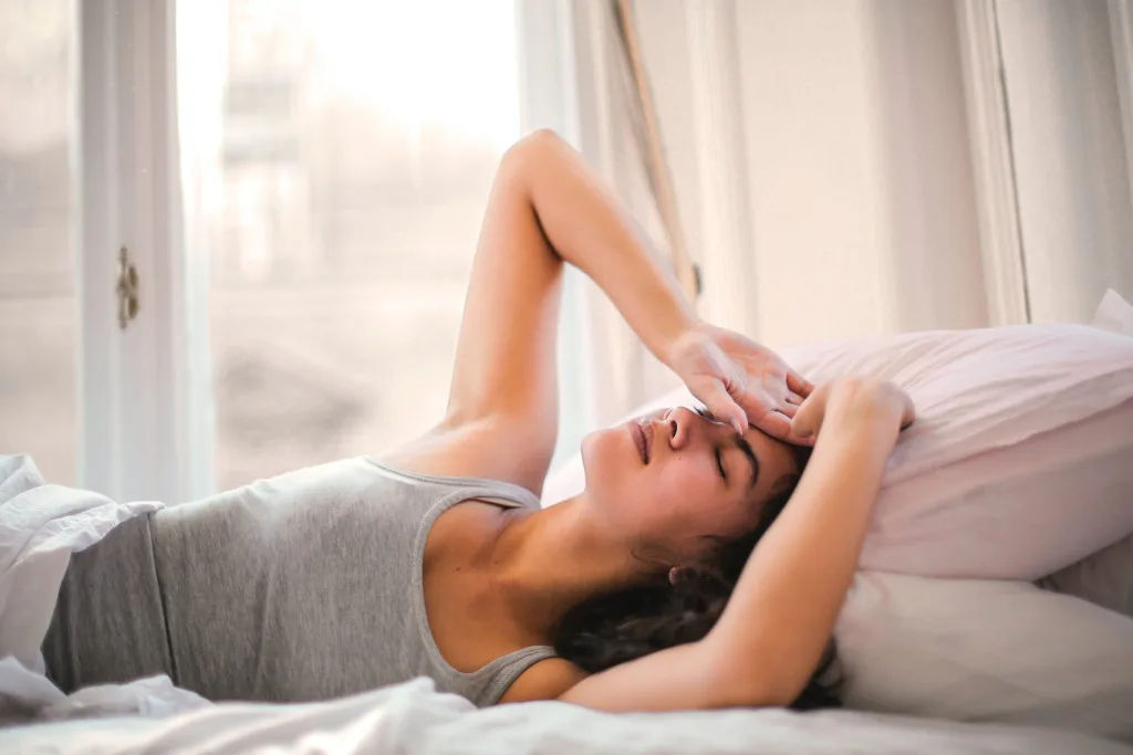 Kebiasaan Bangun Tidur yang Membuat Anda Stres Sepanjang Hari