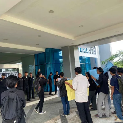Polemik Kenaikan Uang Kuliah Tunggal (UKT) Menggema di Mahasiswa
