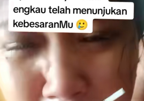Viral, Pasangan Ini Membagikan Momen Haru, Setelah 13 Tahun Menantikan Kehamilannya
