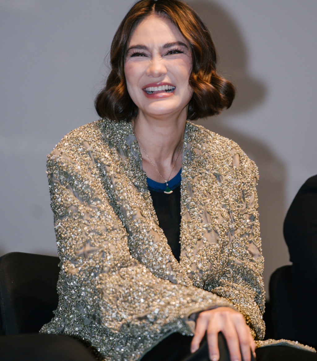 Luna Maya Bakal Tampil sebagai Suzzanna di Film Horor Terbaru 2026