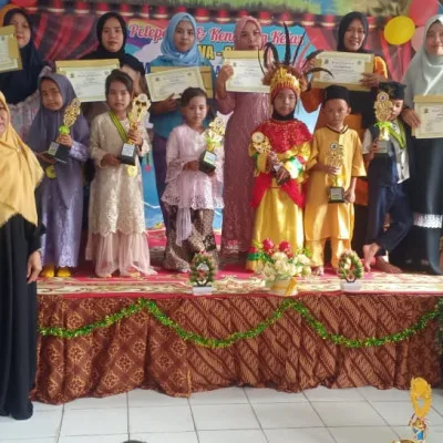 Ikuti Pelepasan dan Kenaikan kelas Siswa Siswi PAUD MUTIARA HATI Pagintungan, Jawilan dengan Semangat