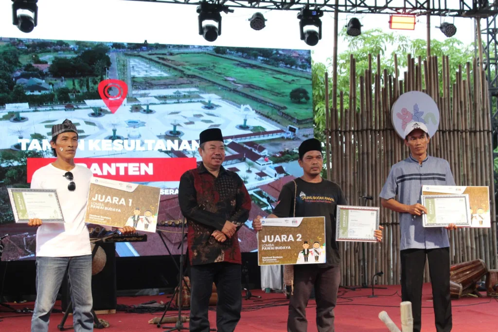 PENUH HARAPAN, FESTIVAL BUDAYA SUROSOWAN KENALKAN KEKAYAAN BUDAYA BANTEN
