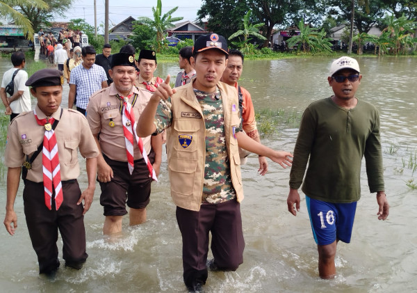 Dapur Umum Kasemen Terus Ngebul, Ribuan Makanan Siap Santap Dibagikan—Wakil Wali Kota Serang Turun Langsung Pastikan Tak Ada Warga Kelaparan