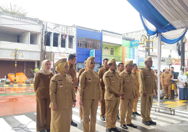 Diguyur Hujan, Pelantikan Pejabat Pemkot Serang Tetap Khidmat dan Sarat Makna