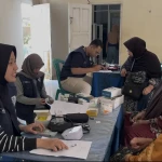 Laksanakan Suhat, Pastikan Warga Sehat