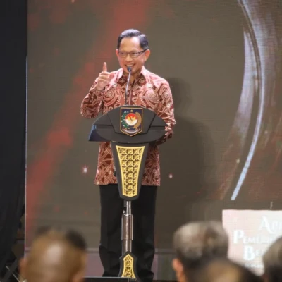 Kemendagri Beri Penghargaan untuk Pemda Terbaik di Bidang Inflasi hingga Pengangguran