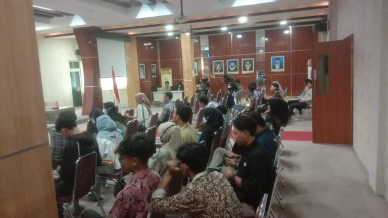 SEMA UIN SMH BANTEN Sukses Gelar SEMINAR Legal Drafting