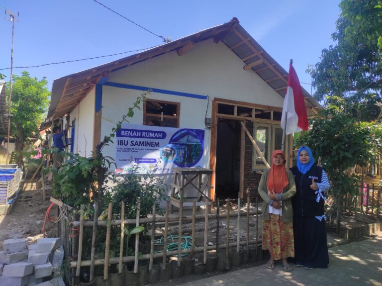 Bikin Haru, Saminem Pedagang Warung di Cilacap Kini Miliki Rumah Layak Huni, Sempat Tinggal di Rumah Penuh Rayap