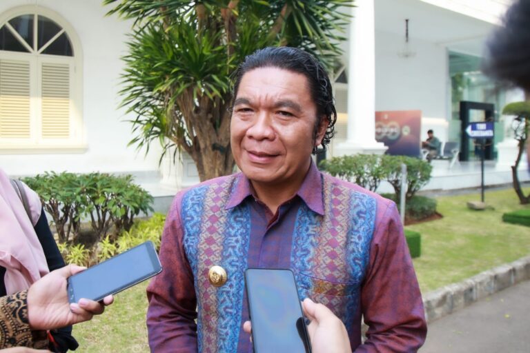 Ikuti Rakornas Pengendalian Inflasi, Pj Gubernur Banten Al Muktabar: Kita Terus Giatkan Arahan Presiden Joko Widodo