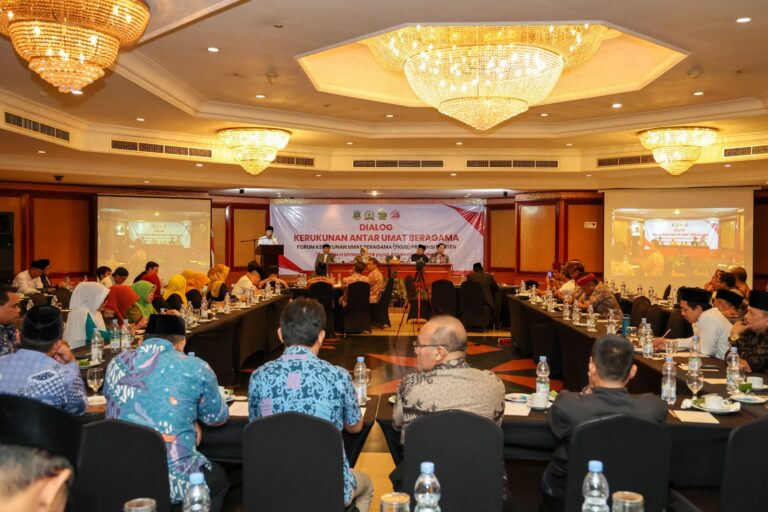 Pj Gubernur Banten Al Muktabar Perkuat Stabilitas Daerah dengan Dialog Kerukunan Antar Umat Beragama