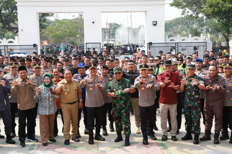 Saksikan Simulasi Pengamanan Capres dan Cawapres, Pj Gubernur Banten Siap Sukseskan Pemilu 2024
