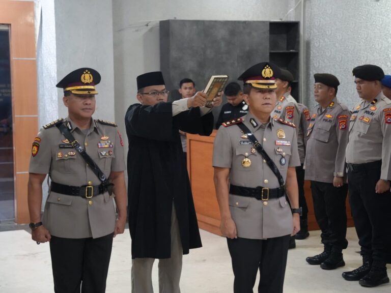 Serah Terima Jabatan Dirpamobvit Polda Banten