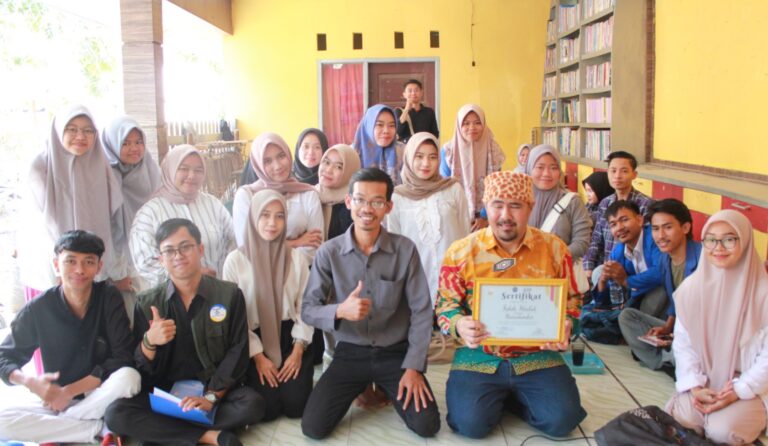 Puluhan Mahasiswa Mengikuti Workshop Keterampilan Dasar Jurnalistik 