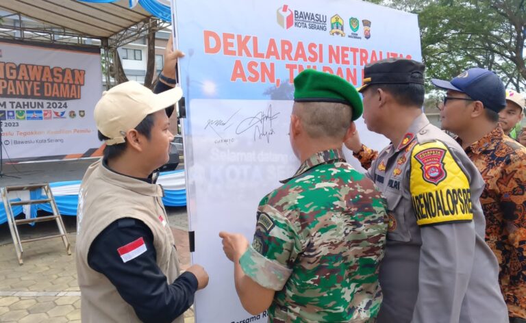 Dandim 0602/Serang Diwakili Pasi Ops Hadiri Deklarasi Netralitas TNI Wilayah Kota Serang