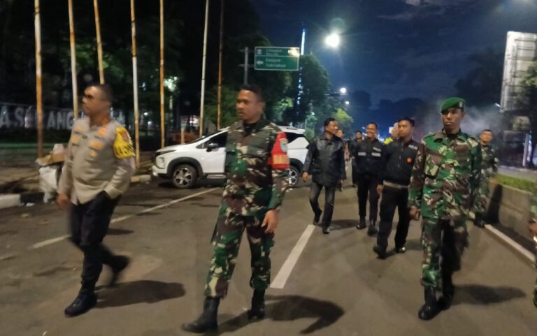 Dandim 0602/Serang Bersama Kapolresta Serang Laksanakan Patroli Keamanan, Ciptakan Suasana Kondusif