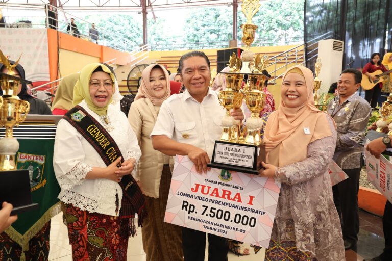 Hari Ibu, Pj Gubernur Al Muktabar: Ibu Transformasikan Nilai Kehidupan