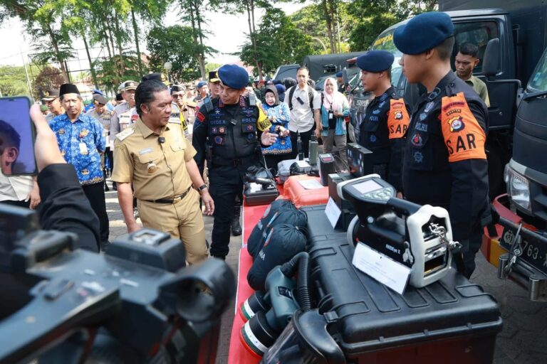 Gelar Pasukan dan Peralatan Persiapan Penanganan Bencana Alam Diikuti Berbagai Unsur Keamanan