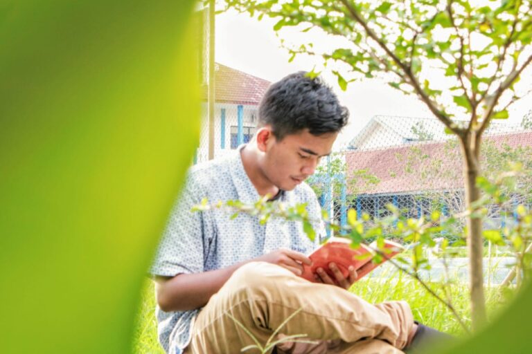 5 Rekomendasi Buku Yang Bisa Meningkatkan Motivasi Hidupmu