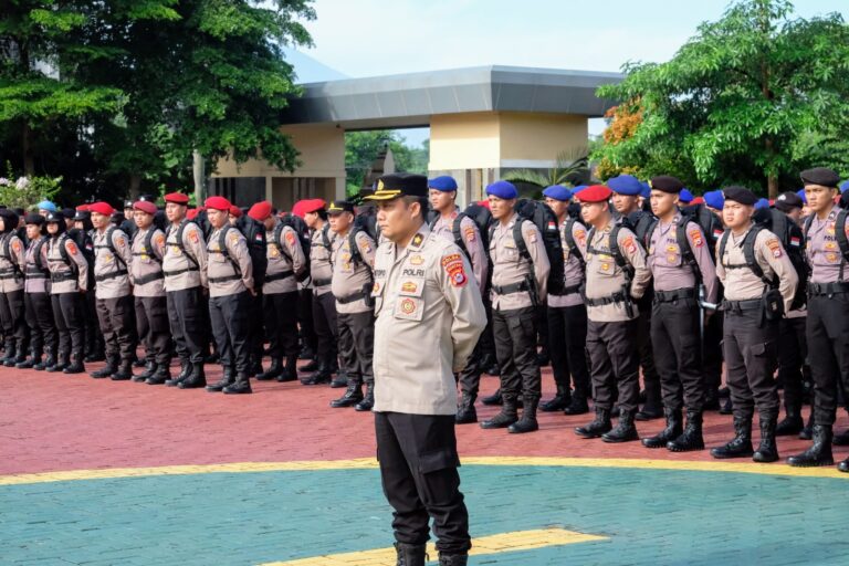 Polda Banten Laksanakan Apel Gelar Pasukan Persiapan Pergeseran Personel Kesiapan Pengamanan TPS