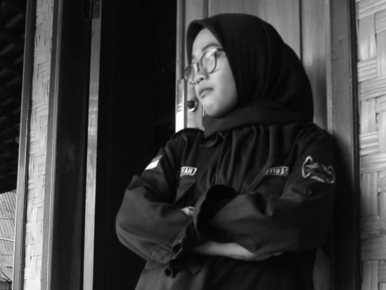 10 Cara Menasehati Orang Tanpa Menyakiti Perasaannya