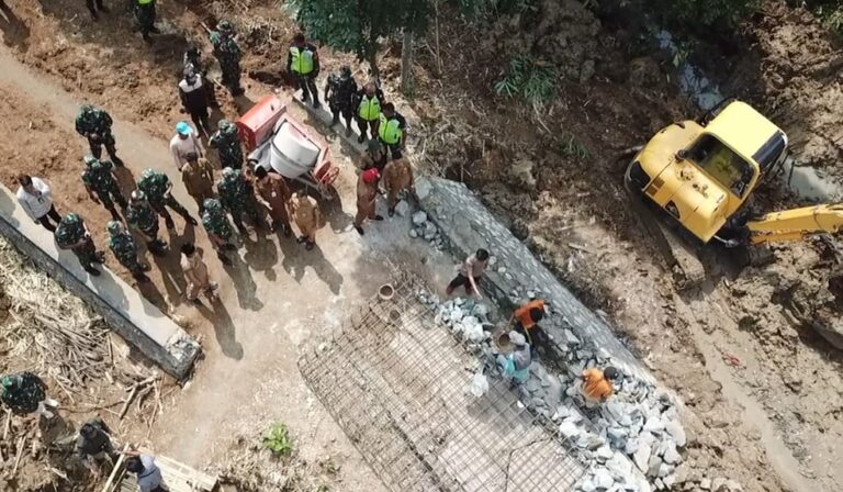 Kunjungan Kerja Asrena Kasad ke TMMD Ke-119 Kodim 0602/Serang