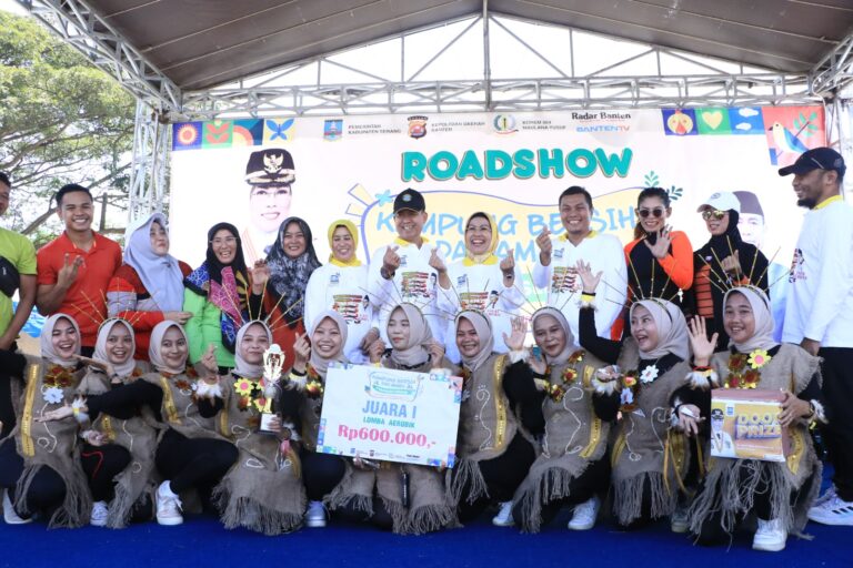Bupati Serang Dorong Aktivitas Gotong Royong Melalui Lomba Kampung Bersih dan Aman