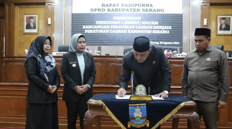DPRD Kabupaten Serang Sahkan Empat Raperda Menjadi Perda dalam Rapat Paripurna