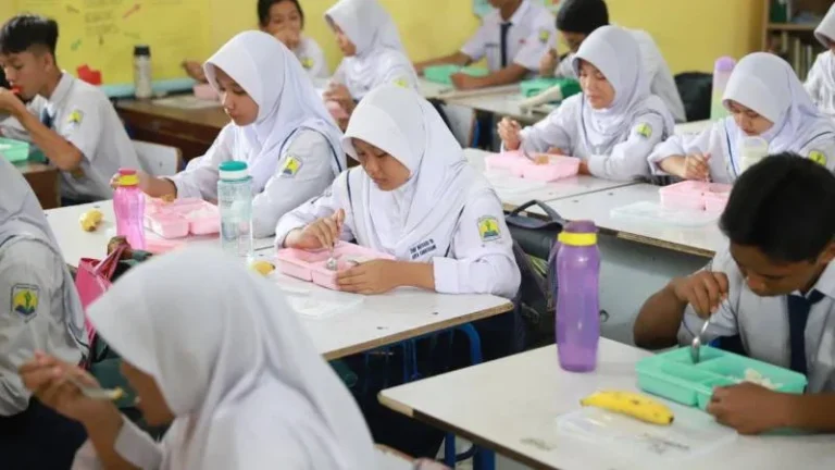Program Makan Bergizi di SMPN 19 Kota Tangerang Berjalan Lancar dan Terstruktur